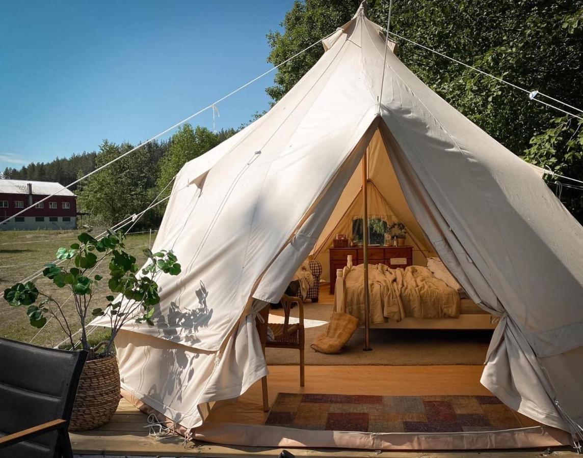 Idyllisk Glamping Rett Ved Elven 호텔 시엔 외부 사진